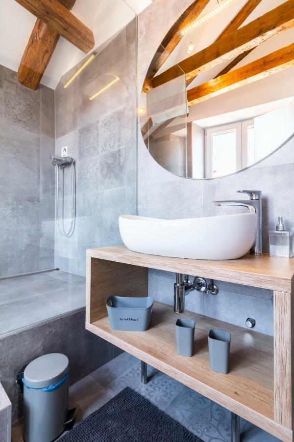 Luxury Sea View Apartament