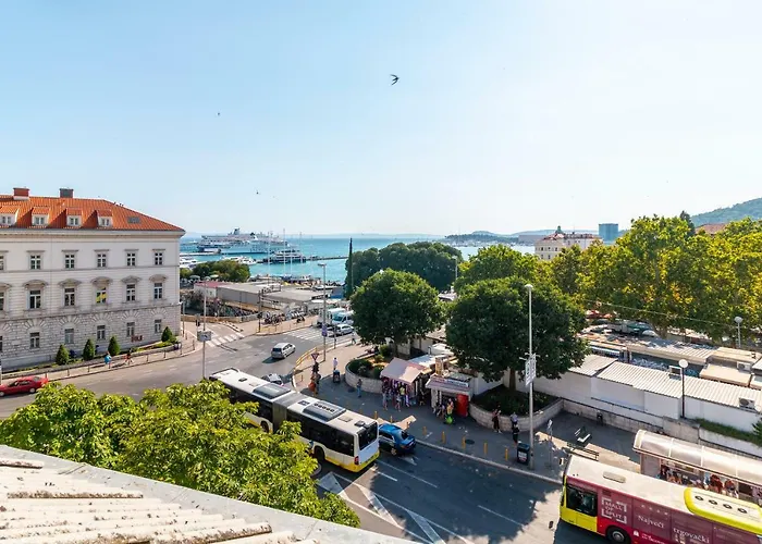 Luxury Apartment Sea View